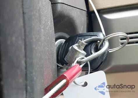 2011 Ford F-150 Lariat из США, поврежденный, VIN 1FTFW1CT4BFC48482